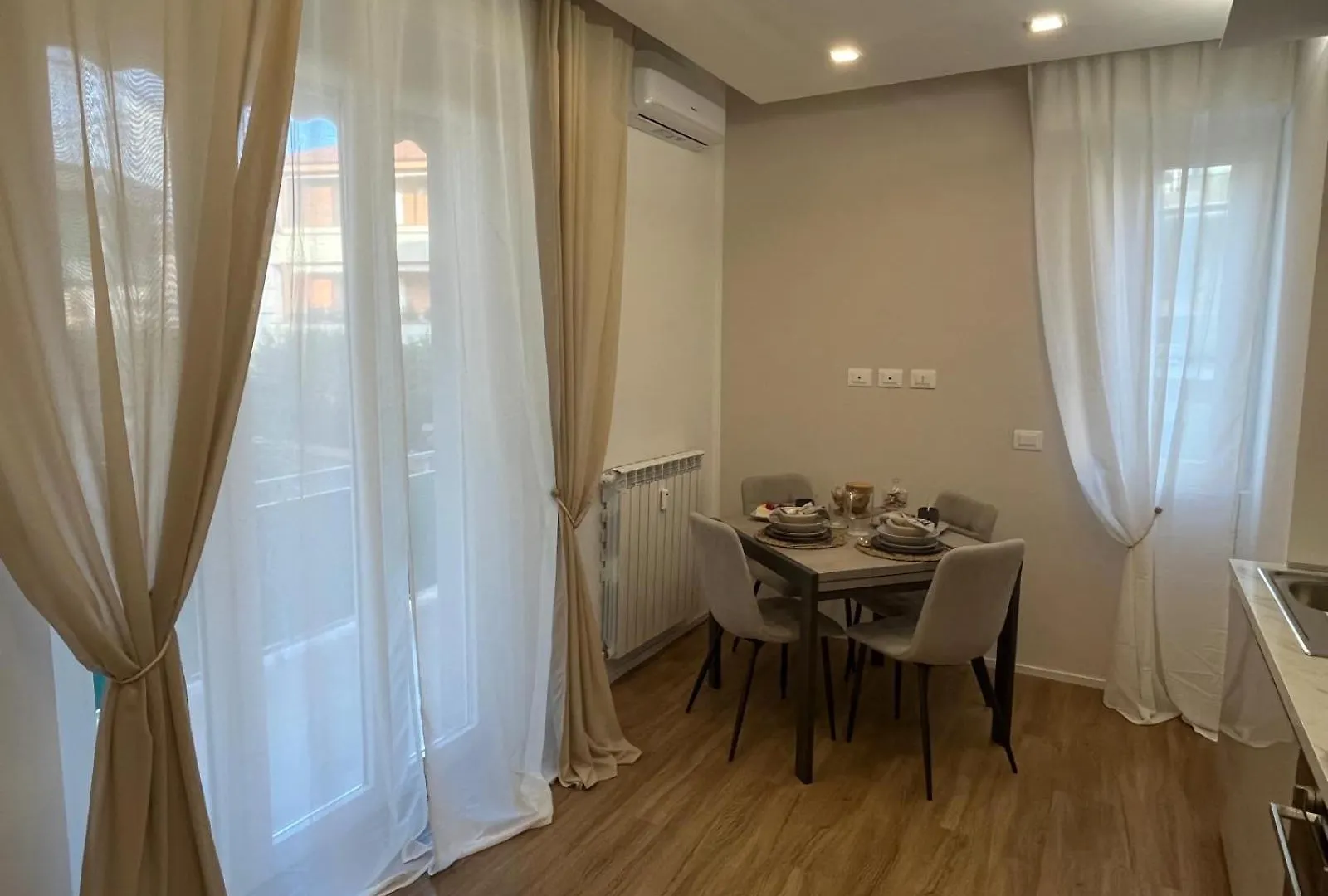 Apartment 800 Mt From The Sea, 2Room Apartment, Ac And Wifi Loano Italy